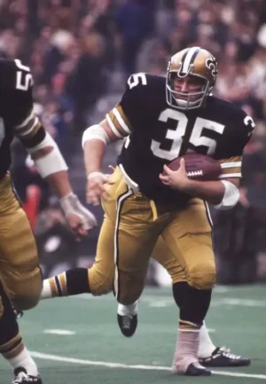 New orleans saints full back jim otis 1970